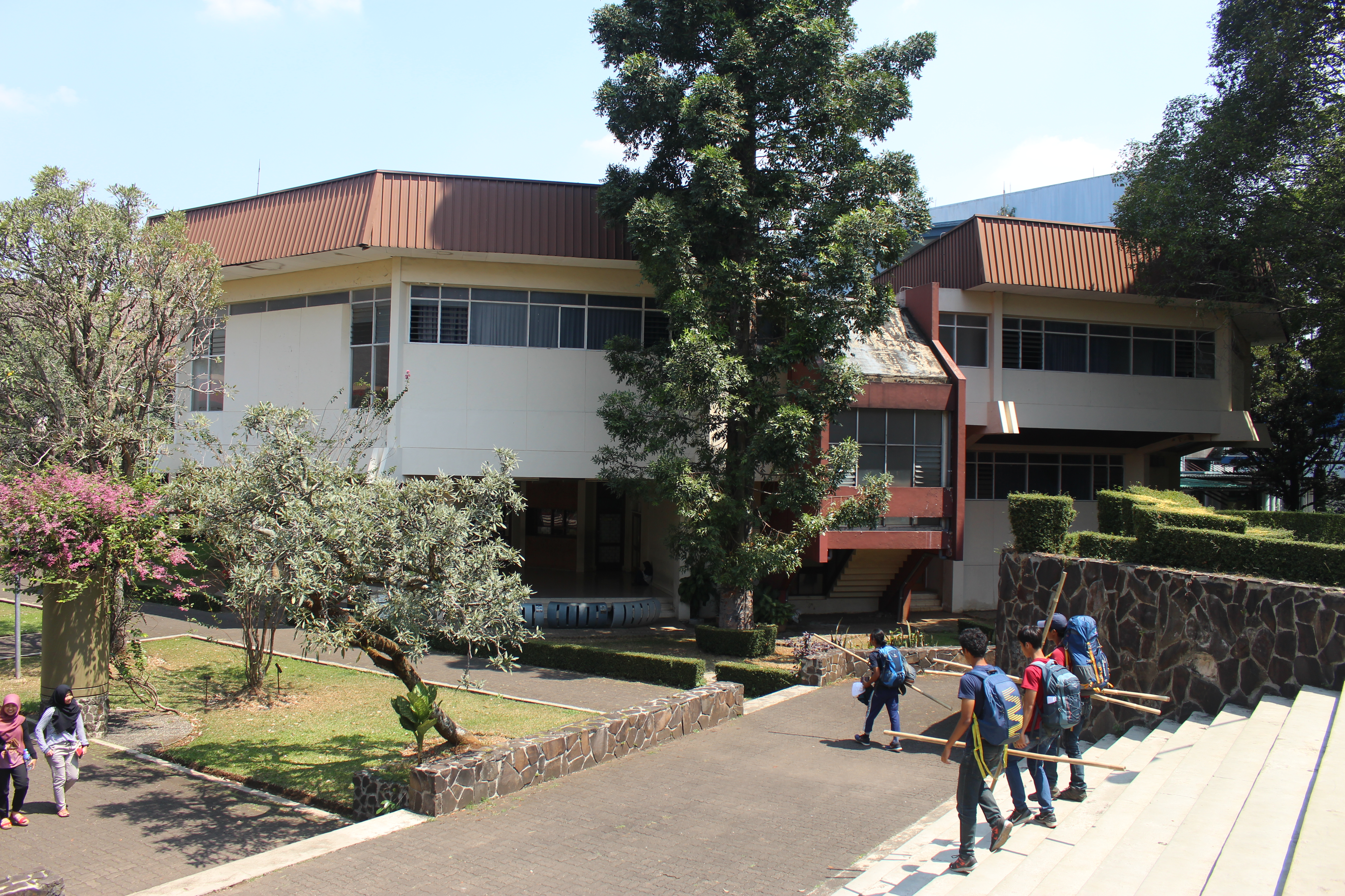 Gedung Oktagon Institut Teknologi Bandung Perpustakaan Itb