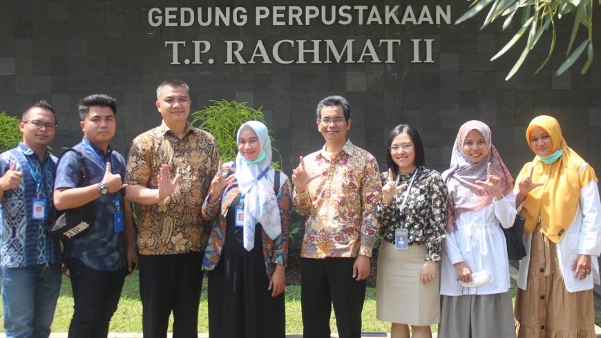 STUDI BANDING UNIVERSITAS MURIA KUDUS KE UPT PERPUSTAKAAN ITB