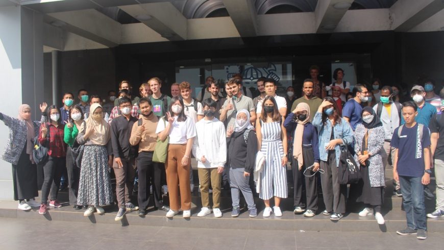 Orientasi Perpustakaan Bagi Mahasiswa Baru ITB Program Internasional Tahun 2022