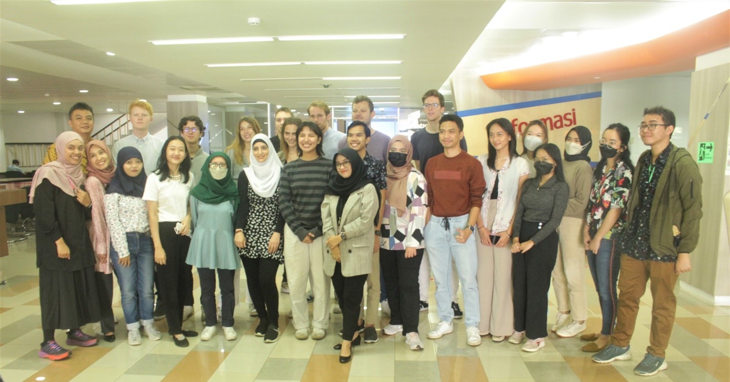 Orientasi Perpustakaan Mahasiswa Internasional Institut Teknologi Bandung (ITB)