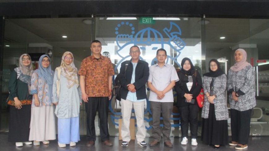 UPT Perpustakaan ITB Menerima Kunjungan UPT Perpustakaan Universitas Borneo Tarakan