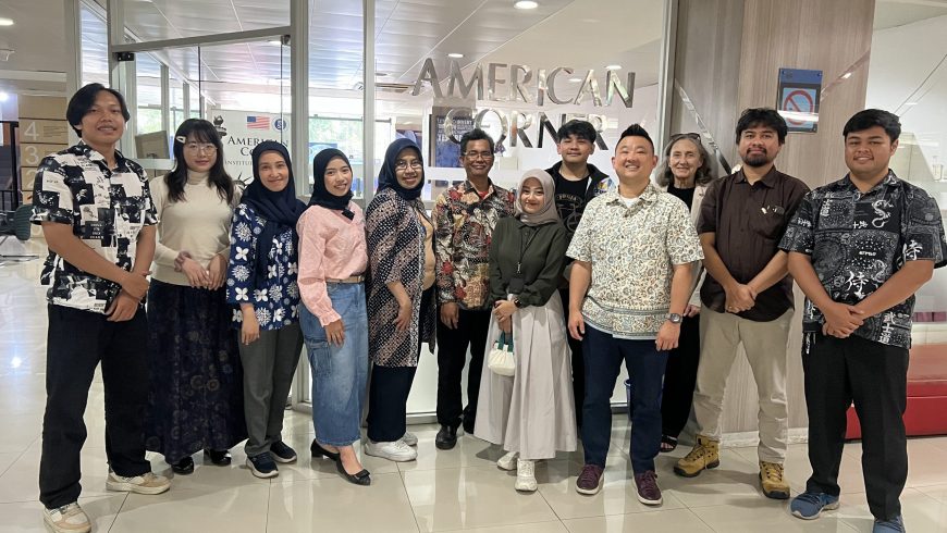 Kunjungan tim American Spaces, Kedutaan Besar Amerika Serikat Jakarta ke American Corner UPT Perpustakaan ITB